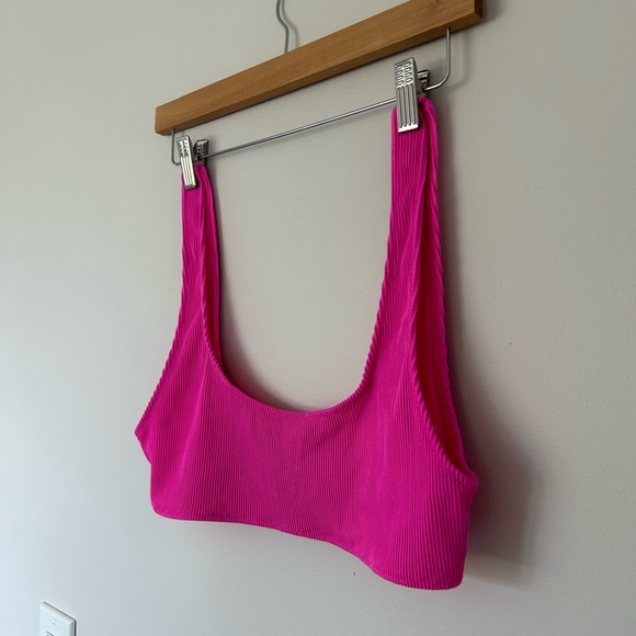 White Fox Swim Bikini Top - Picture 4 of 10